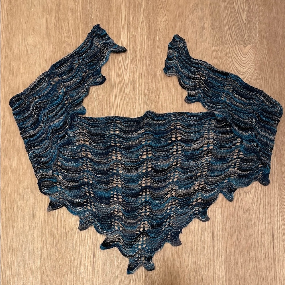 Hand-Knit Chic Lace Scarf